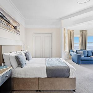 Double or Twin Room Sea View